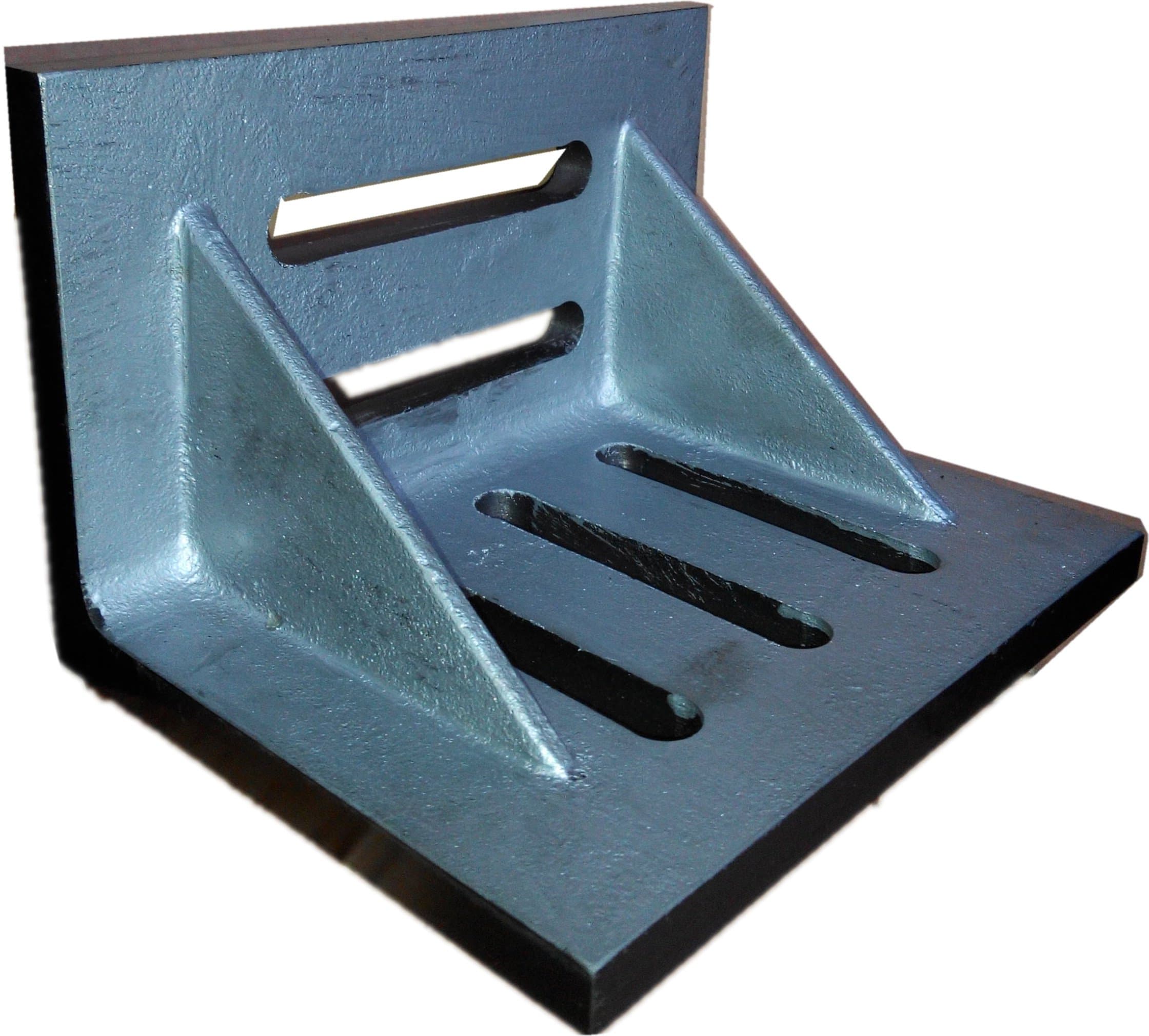 HHIP 3402-0305 7" X 5-1/2" X 4-1/2" Slotted Angle Plate, Webbed